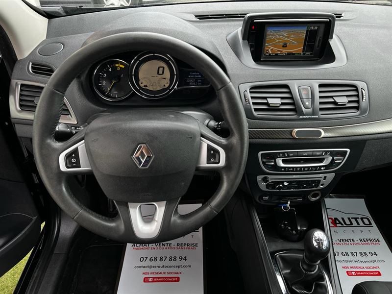 RENAULT MEGANE III ESTATE 2012