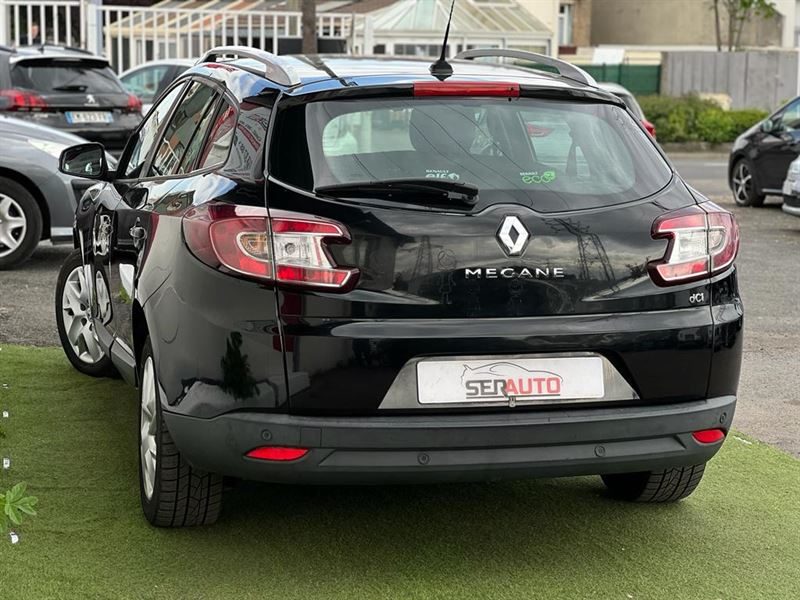 RENAULT MEGANE III ESTATE 2012