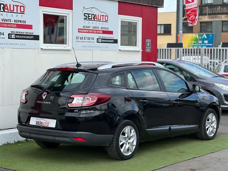 RENAULT MEGANE III ESTATE 2012