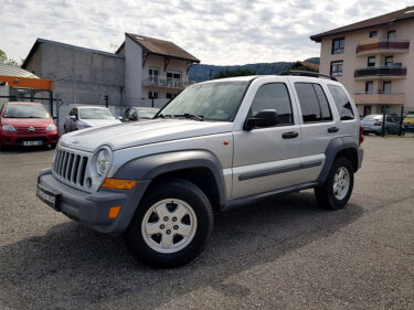 JEEP CHEROKEE 2.8 CRD 4WD 163CV