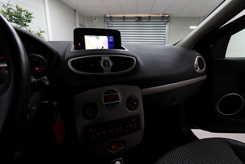 RENAULT CLIO III 2010