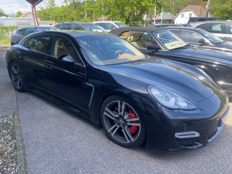 PORSCHE PANAMERA 4.8 TURBO S 550 CV PHASE 1