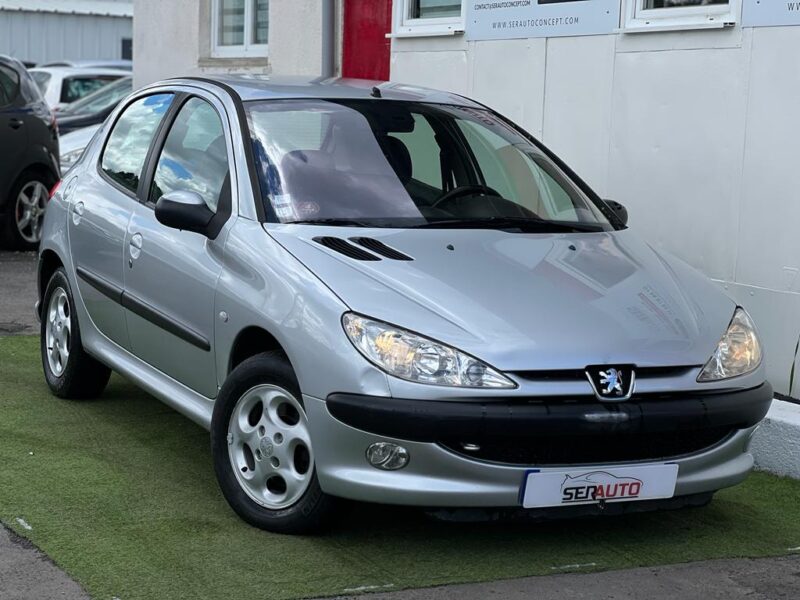 PEUGEOT 206 2004