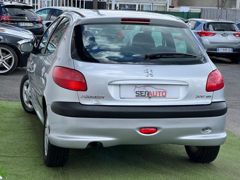 PEUGEOT 206 2004