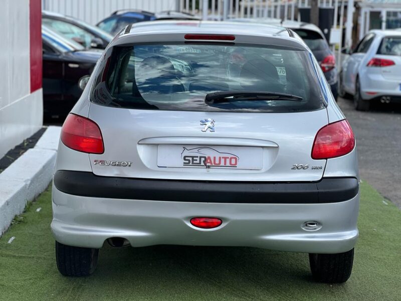 PEUGEOT 206 2004