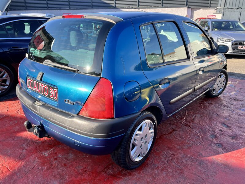 RENAULT CLIO II 1998