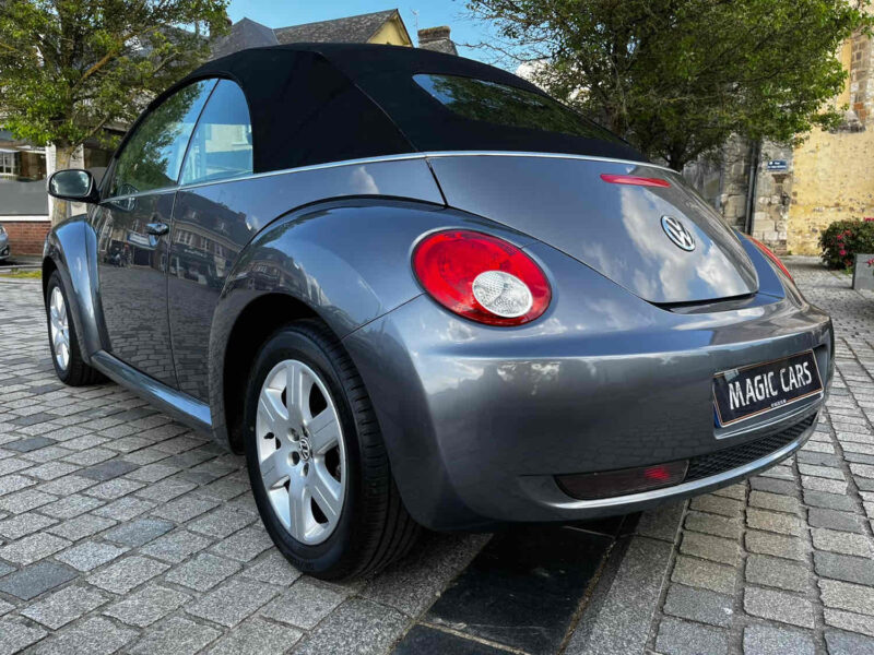 VOLKSWAGEN NEW BEETLE Décapotable 2006