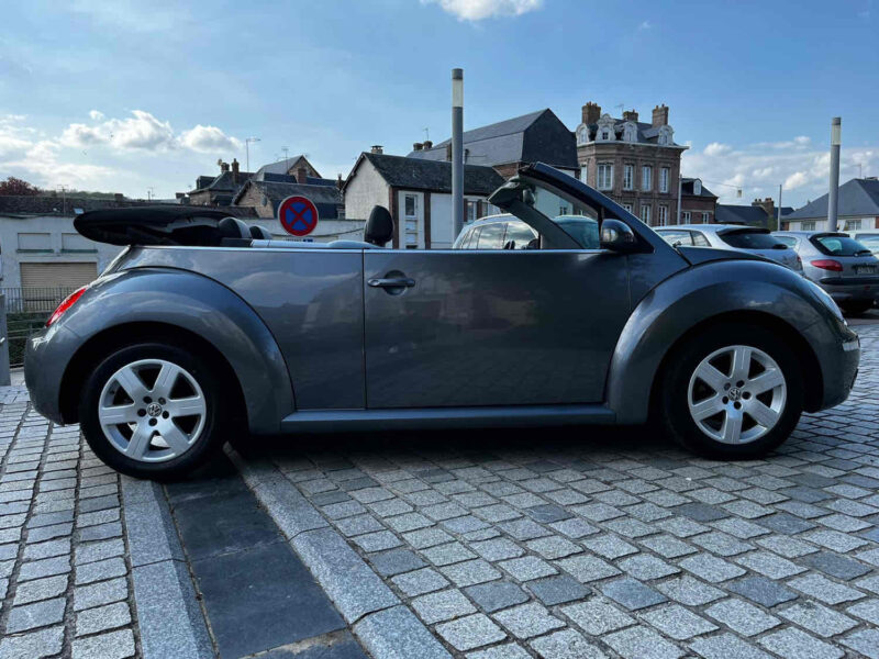 VOLKSWAGEN NEW BEETLE Décapotable 2006