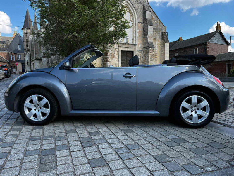 VOLKSWAGEN NEW BEETLE Décapotable 2006