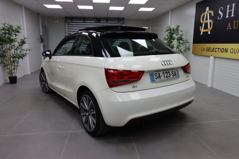 AUDI A1 2011