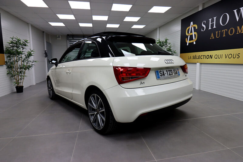 AUDI A1 2011