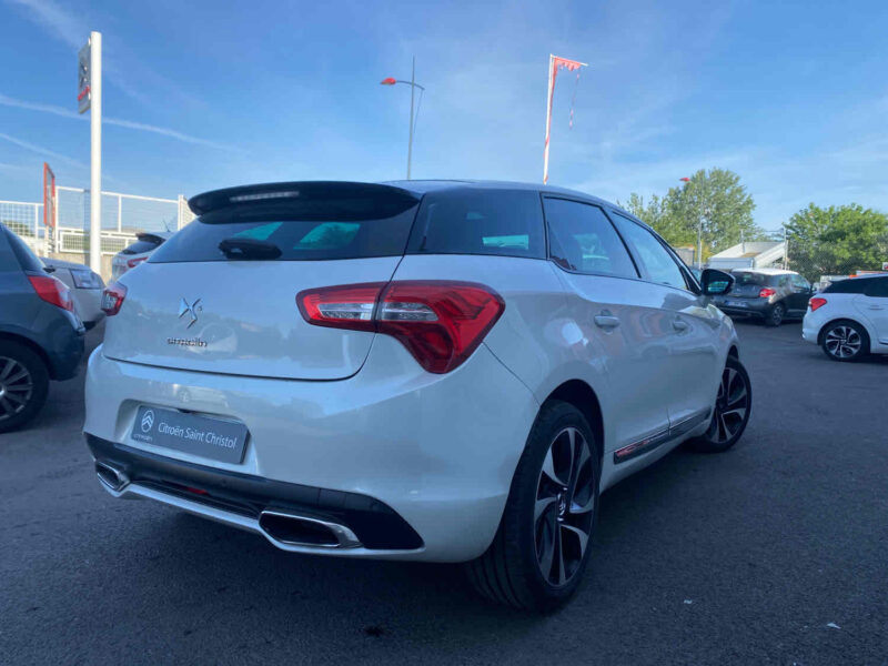 CITROEN DS5 2.0 HDi 165 Sport Chic