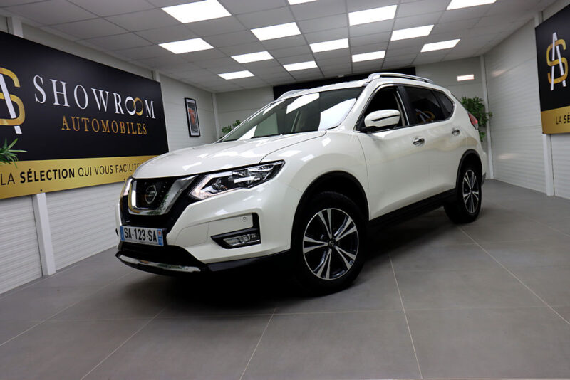 NISSAN X-TRAIL 2018