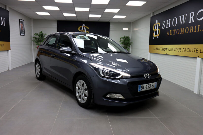 HYUNDAI I 20 2016