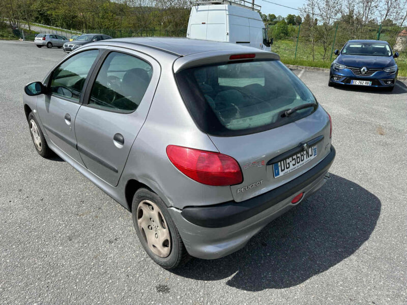 PEUGEOT 206 3/5 portes 2001