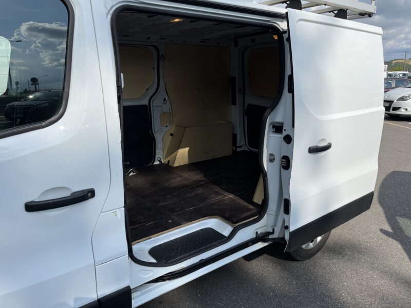 RENAULT TRAFIC III L1H1 2019