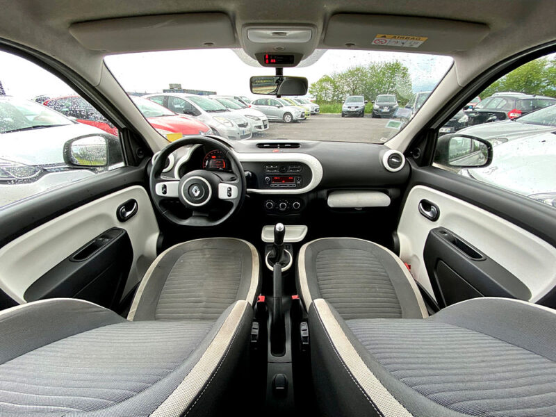 RENAULT TWINGO III 71cv 2015