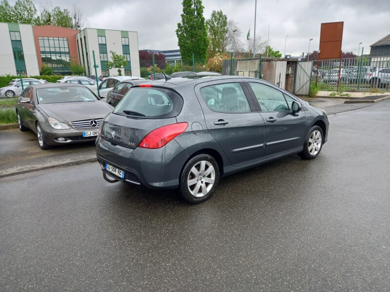 PEUGEOT 308 I 2010