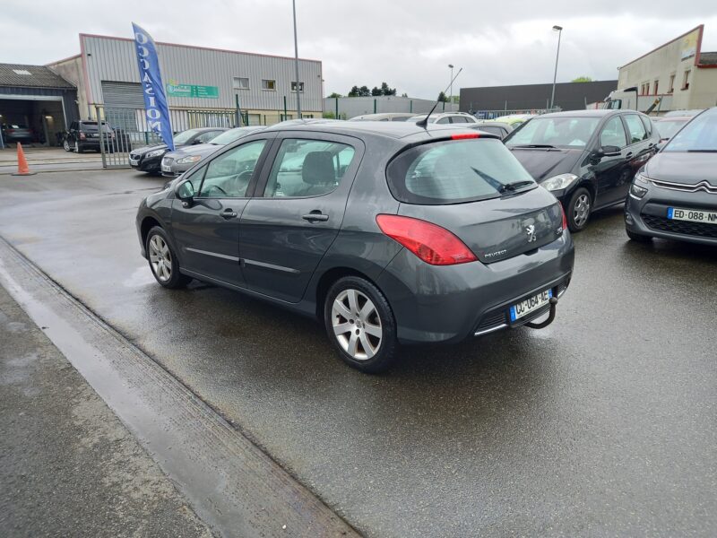 PEUGEOT 308 I 2010