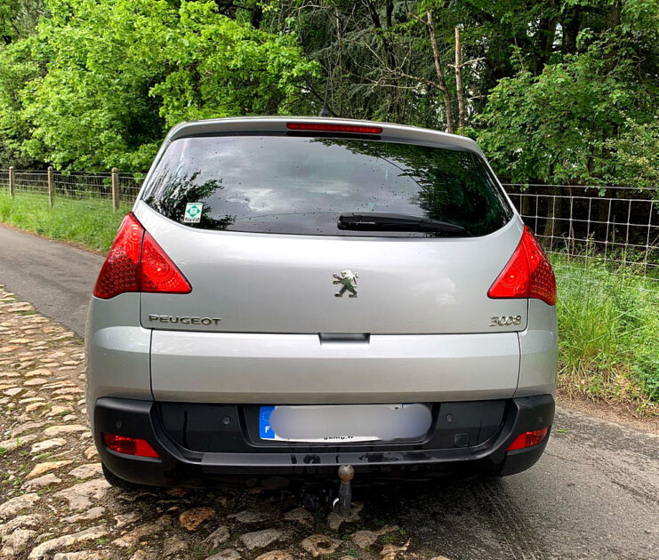 PEUGEOT 3008 2011