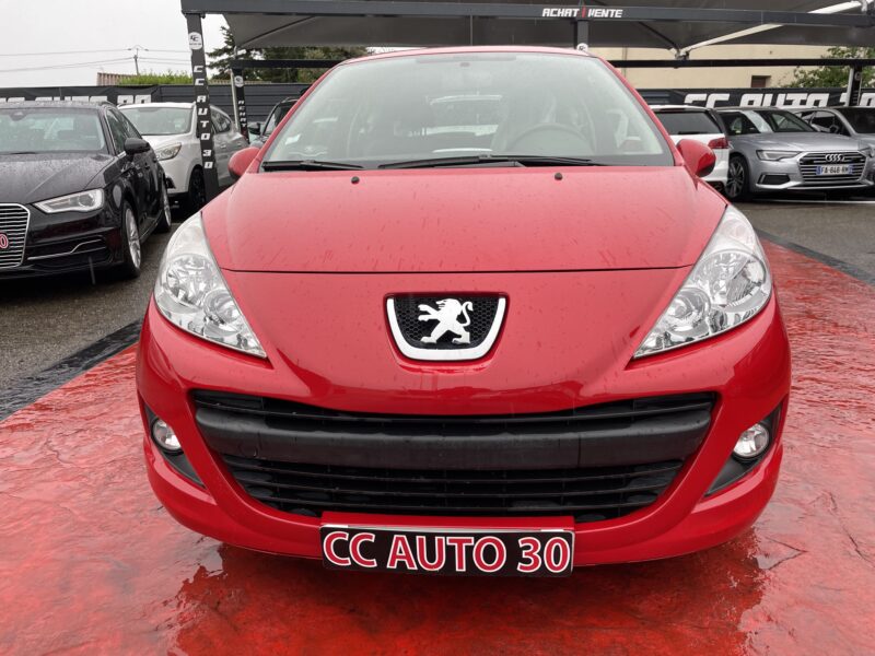 PEUGEOT 207 2014