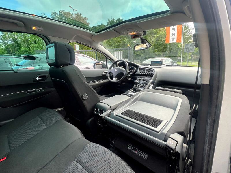 PEUGEOT 3008 1.6 THP 156 Cv 1ERE MAIN / TOIT PANORAMIQUE GPS BLUETOOTH CRIT AIR 1 - Garantie1an