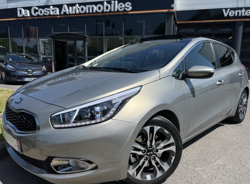 KIA CEED II PREMIUM 1.6 GDI 135 Cv BOITE AUTO / 22 700 Kms TOIT OUVRANT CRIT AIR 1 - Garantie1an