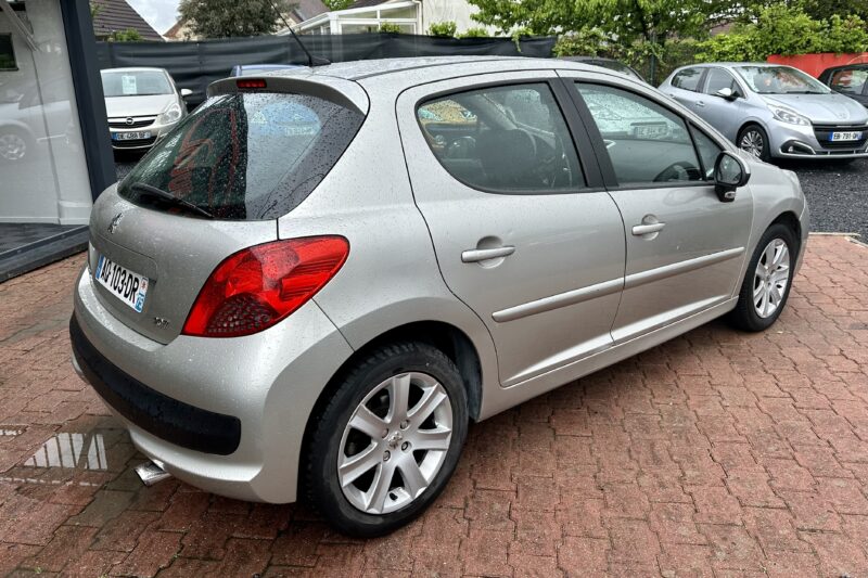 PEUGEOT 207 2006