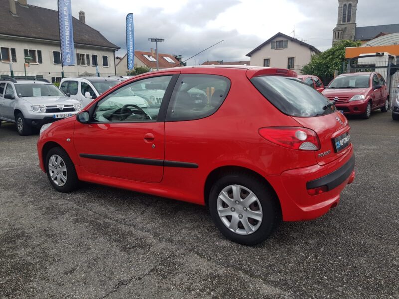 PEUGEOT  206+ 1.4i 75CV TRENDY