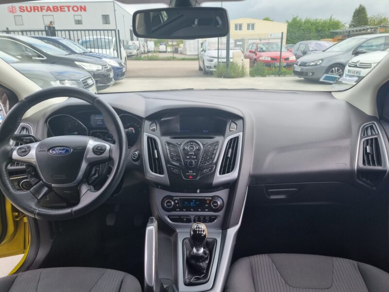 FORD FOCUS III 1.6 TDCi 115 Titanium