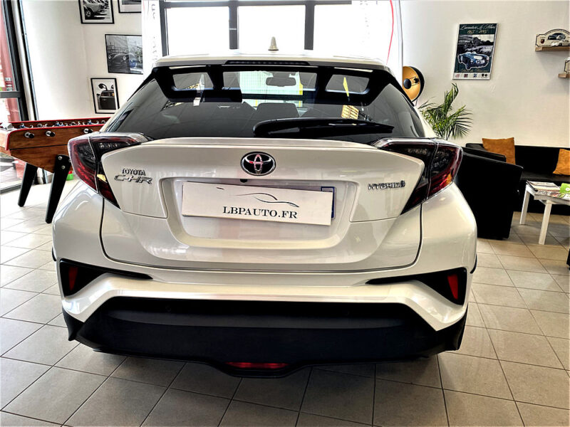 TOYOTA C-HR 