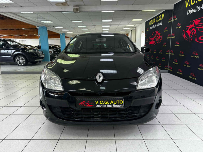 RENAULT MEGANE III 1.5 dCi 110ch Expression