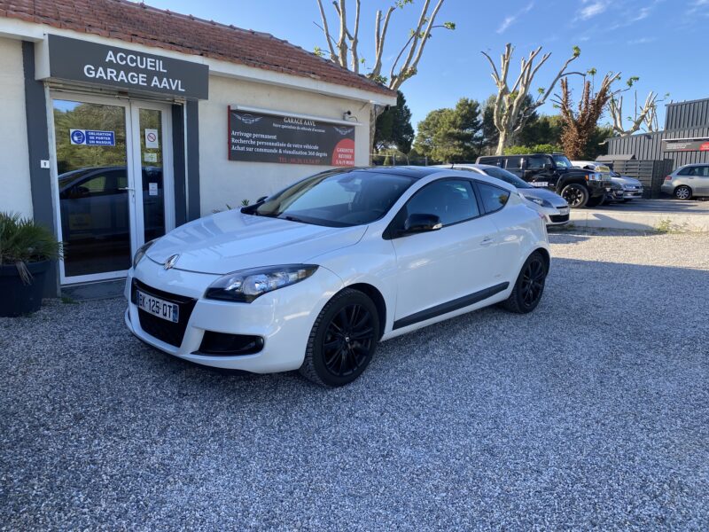 RENAULT MEGANE III Coupé 2011