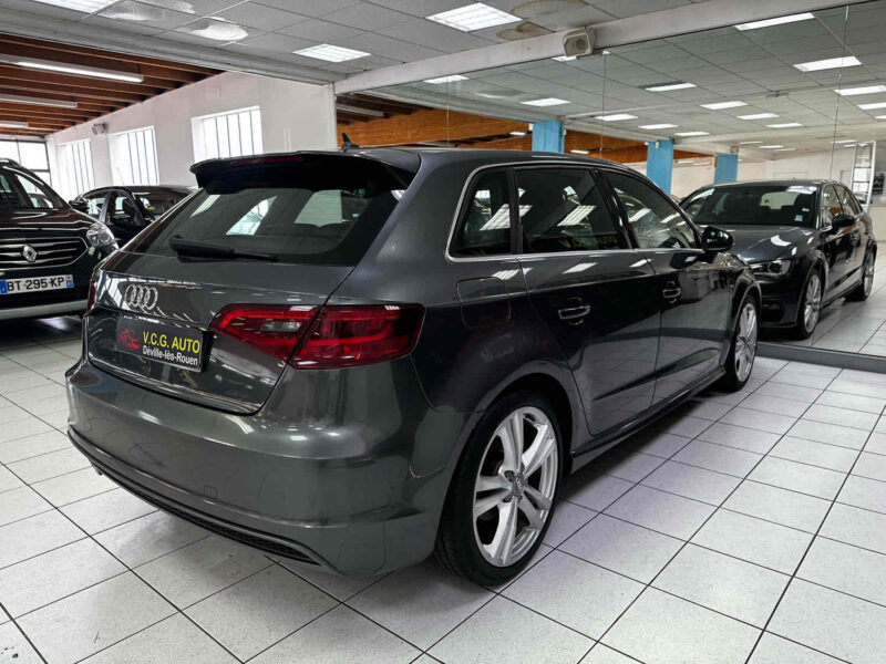 AUDI A3 Sportback 2.0 TDI 150 S-Line