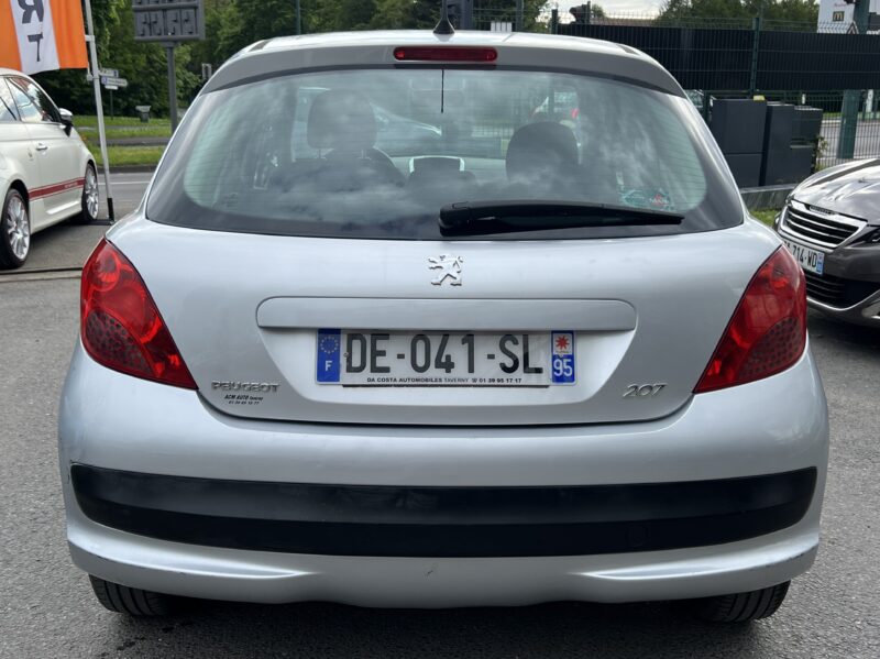 PEUGEOT 207 1.4 75 Cv 5 PORTES / CLIMATISATION - Garantie 3 Mois