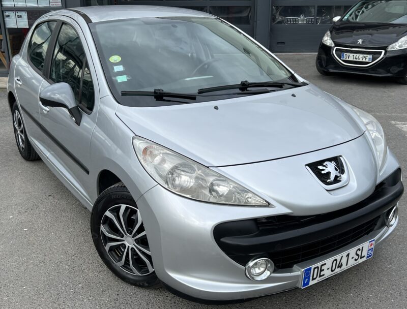 PEUGEOT 207 1.4 75 Cv 5 PORTES / CLIMATISATION - Garantie 3 Mois