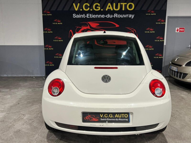 VOLKSWAGEN NEW BEETLE 2006