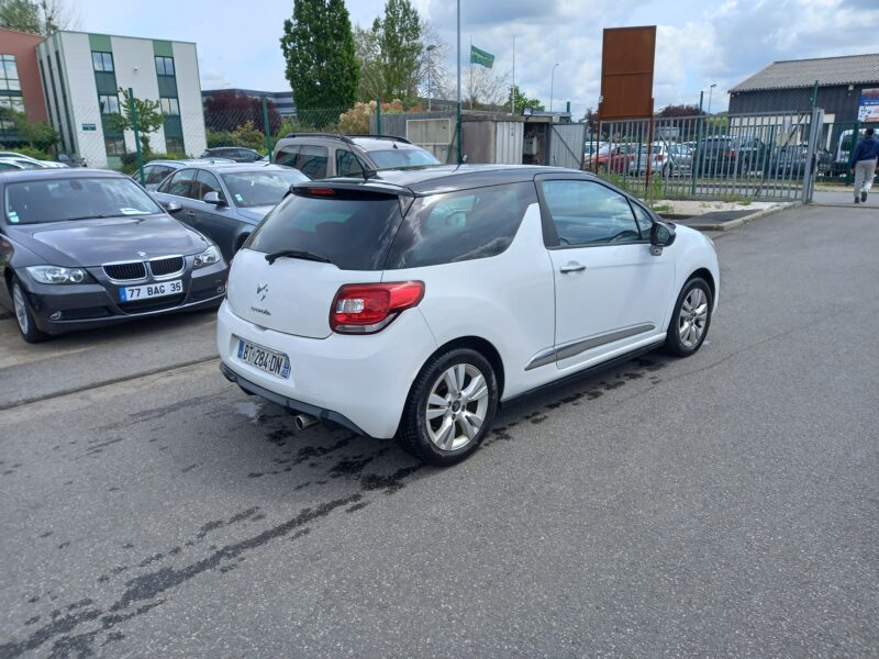 CITROEN DS3 2011