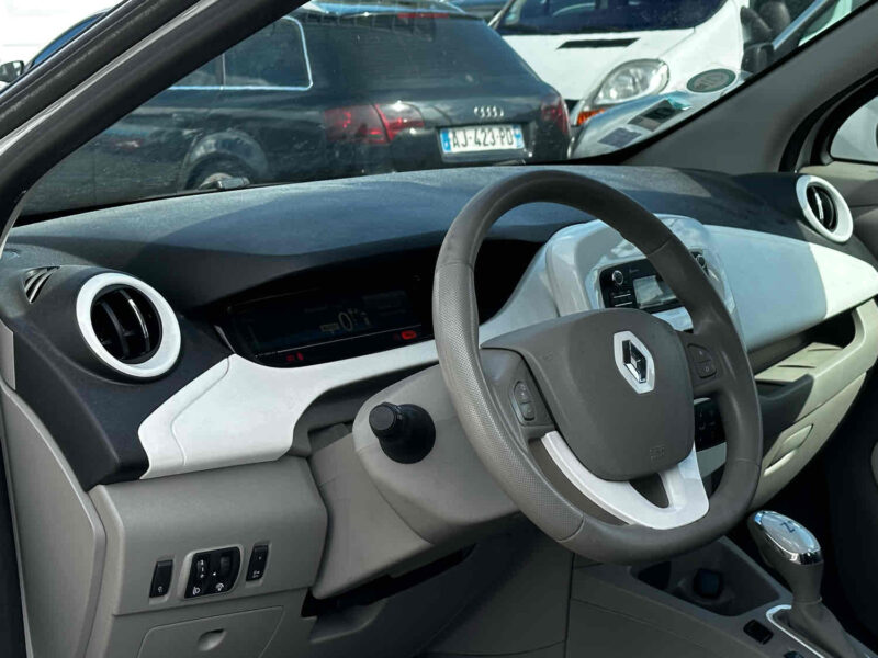 RENAULT ZOE 