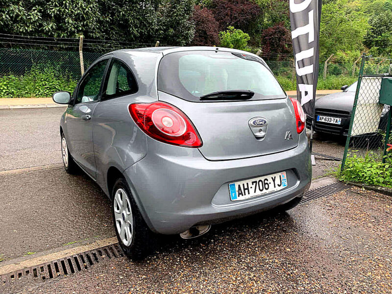 FORD KA 2009 1.2i 70CV