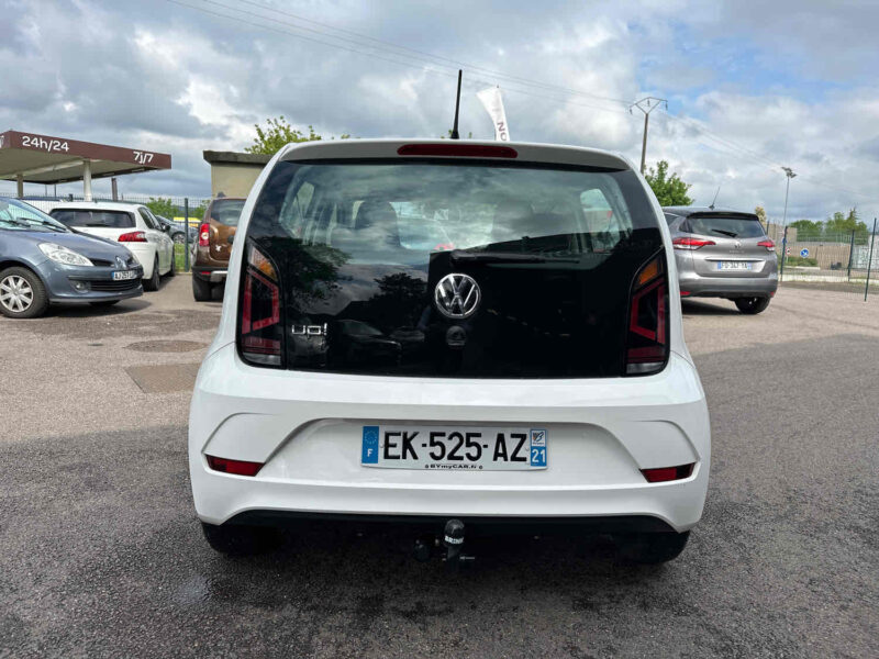 VOLKSWAGEN UP! 2017