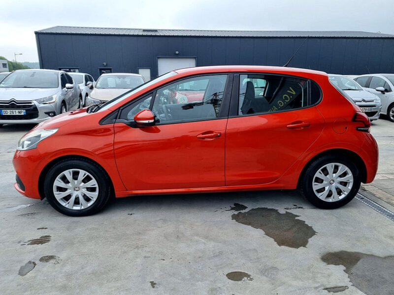PEUGEOT 208 1.6 HDi 75 Active