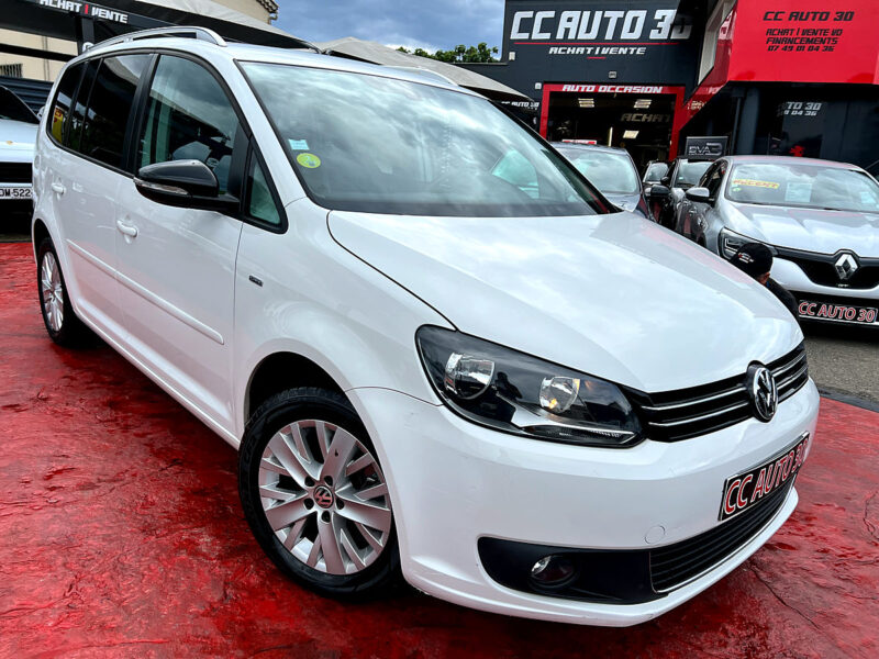 VOLKSWAGEN TOURAN 2013