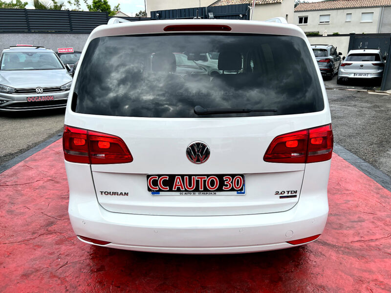 VOLKSWAGEN TOURAN 2013