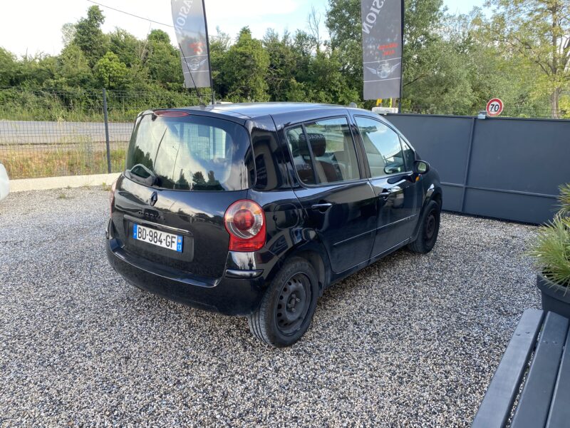 RENAULT MODUS / GRAND MODUS 2004