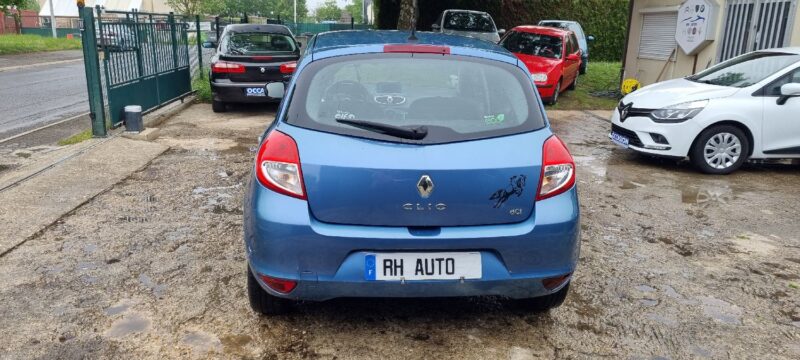 RENAULT CLIO III