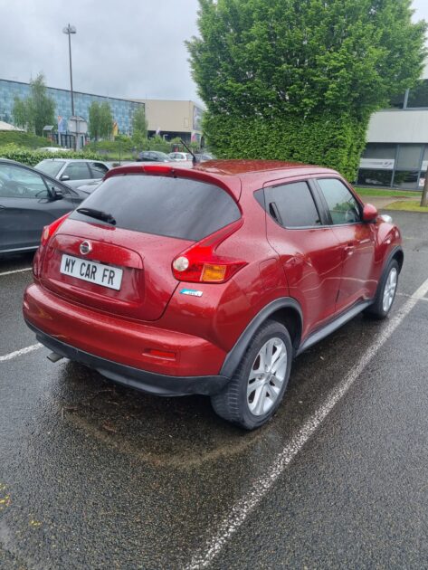 NISSAN JUKE 2011