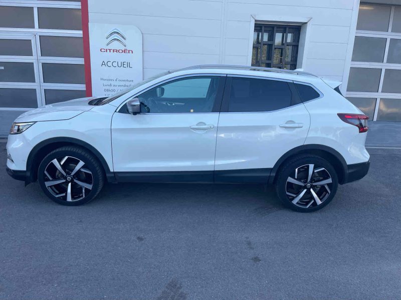 QASHQAI TECKNA + 