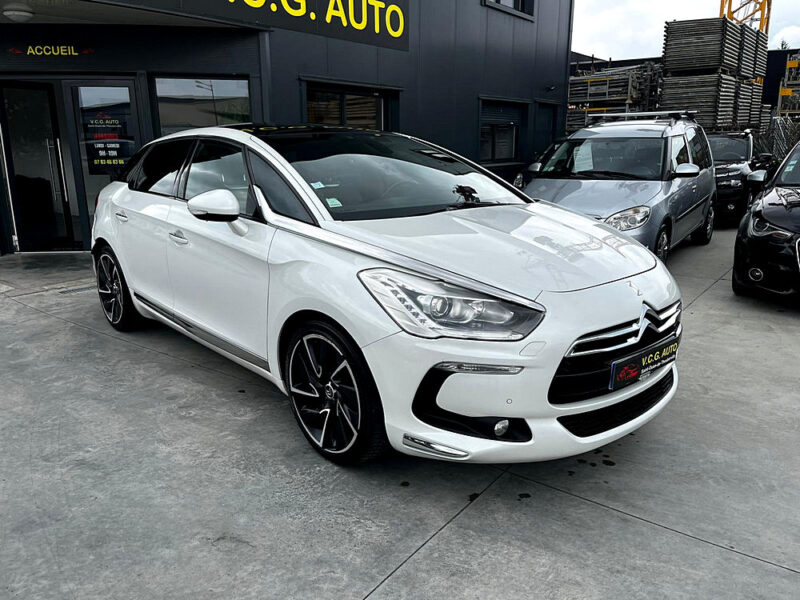 CITROEN DS5 1.6 THP 200 Sport Chic