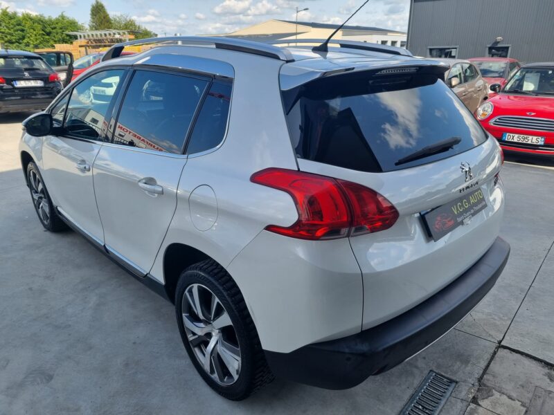 PEUGEOT 2008 1.6 VTi 120 Feline titane 